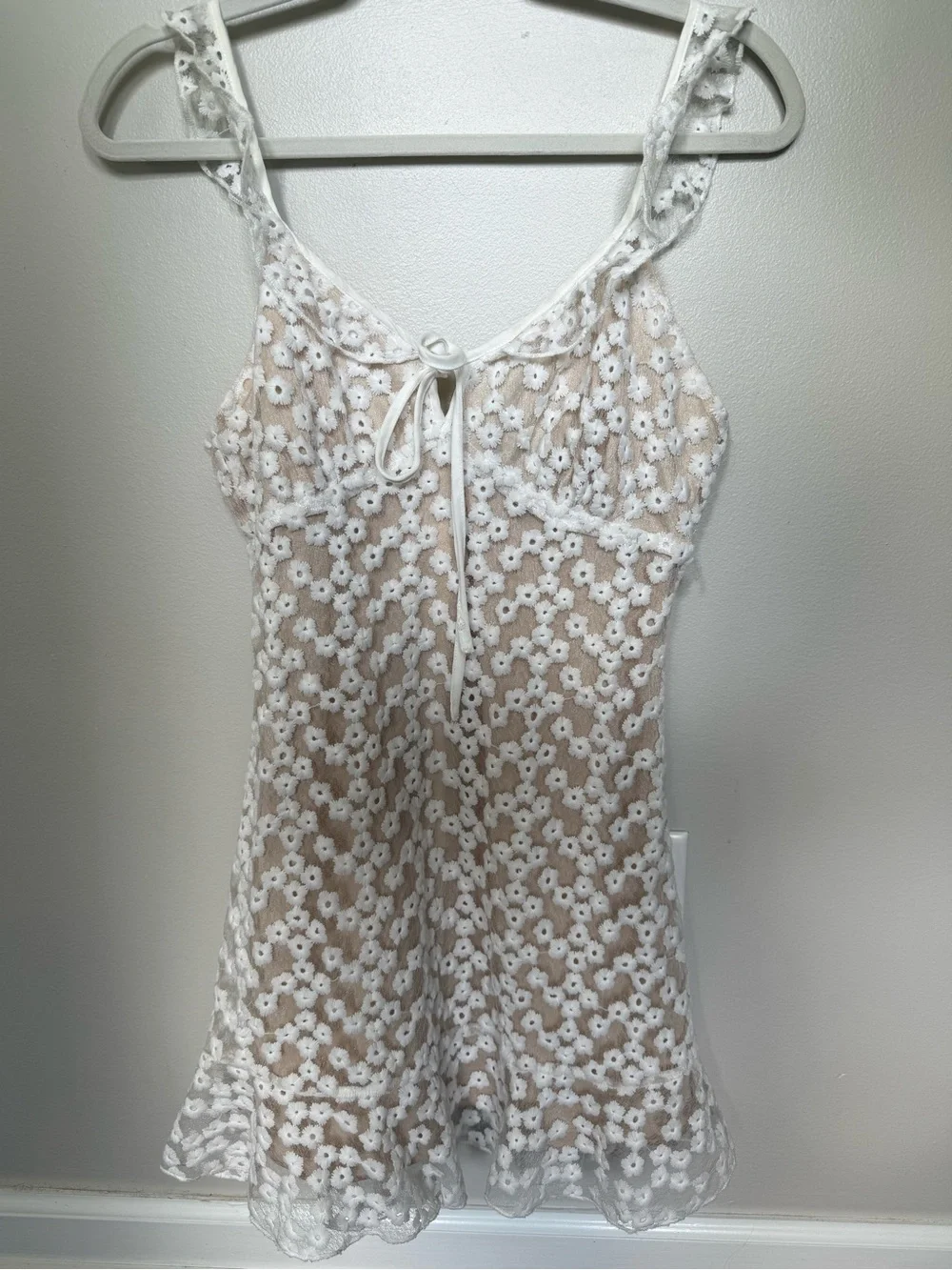 Lulus white nude embroidered mini dress ruffle S - Picture 6 of 10
